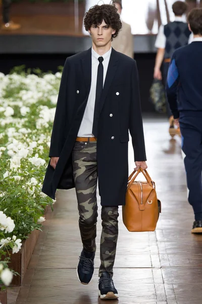 Look 20
